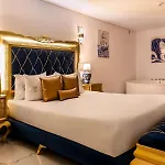 Solar Antigo Luxury Porto Aeroporto Bed & Breakfast 3*