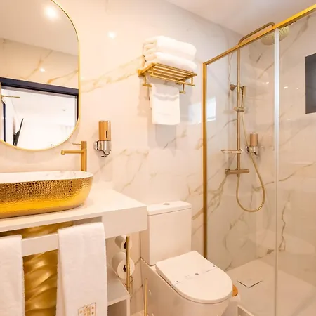 Bed & Breakfast Solar Antigo Luxury Porto Aeroporto