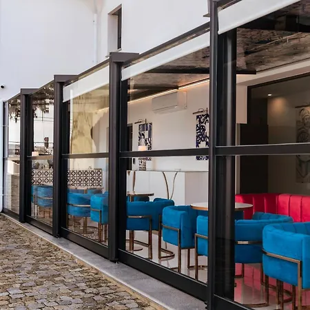 Solar Antigo Luxury Porto Aeroporto Bed & Breakfast